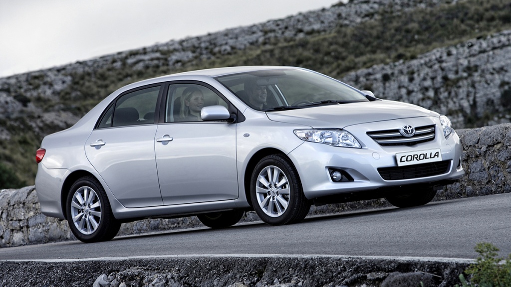#6 Toyota Corolla Итого, 2020 год: 42,3 тысячи штук Динамика: минус 8,9%